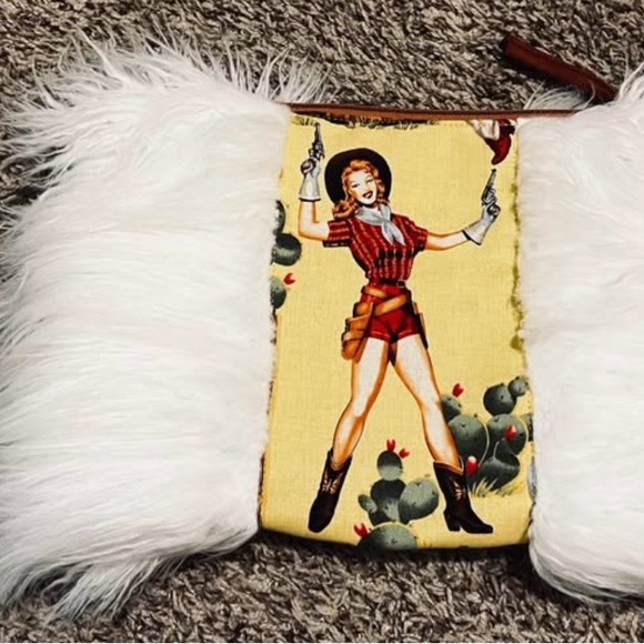 Atenti Women's Western Print Bag - Tan and Brown - Picture 3 of 4